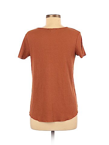 Forever 21 Short Sleeve T-Shirt (view 2)