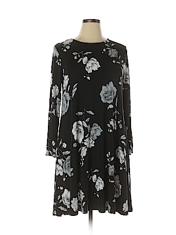 Old Navy Casual Dress (view 1)