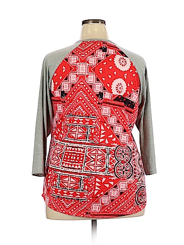 Lularoe 3/4 Sleeve T-Shirt (view 2)