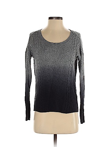 American Eagle Outfitters Pullover Sweater (view 1)