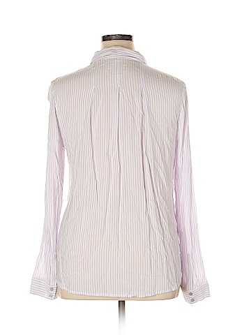 Universal Thread Long Sleeve Button-Down Shirt (view 2)