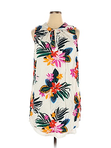 Old Navy Casual Dress (view 1)