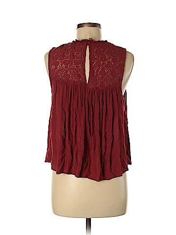 American Eagle Outfitters Sleeveless Blouse (view 2)