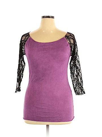 Buckle Long Sleeve T-Shirt (view 1)