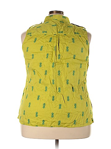 Jaclyn Smith Sleeveless Blouse (view 2)