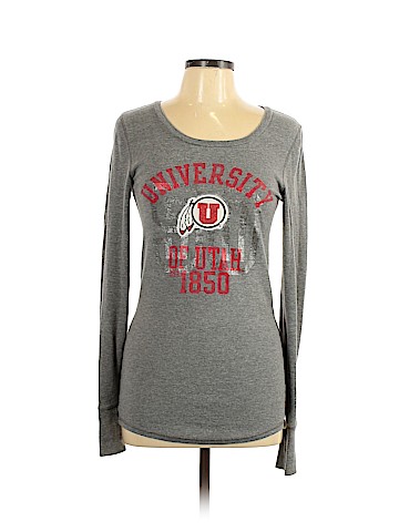 Victoria's Secret Pink Long Sleeve T-Shirt (view 1)