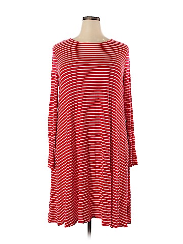 Old Navy Casual Dress (view 1)