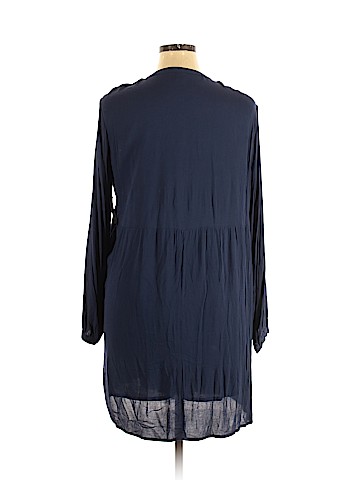 Old Navy Casual Dress (view 2)