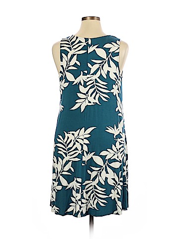 Old Navy Casual Dress (view 2)