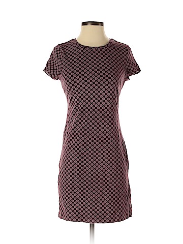 Old Navy Casual Dress (view 1)