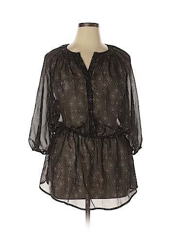 Maurices 3/4 Sleeve Blouse (view 1)