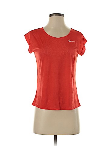 Nike Active T-Shirt (view 1)