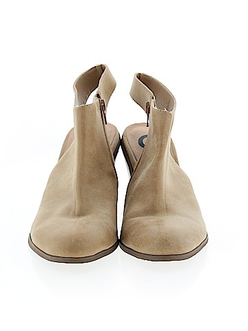 G by GUESS Heels (view 2)