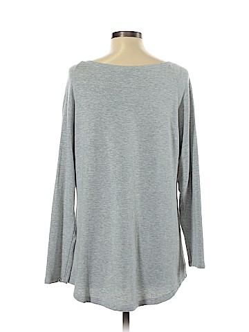 Old Navy Pullover Sweater (view 2)