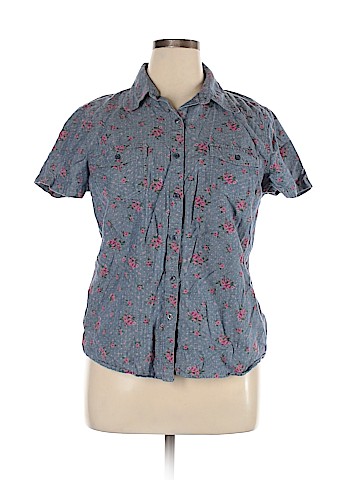 Faded Glory Short Sleeve Button-Down Shirt (view 1)