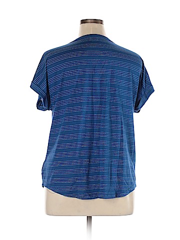 Old Navy Short Sleeve T-Shirt (view 2)