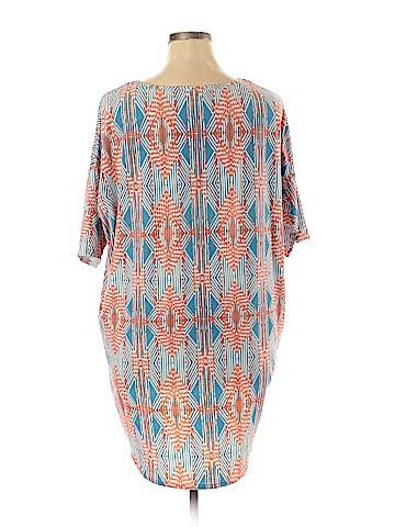 Lularoe Short Sleeve Top (view 2)