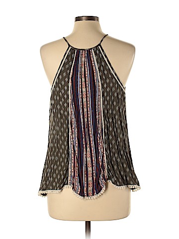 Charlotte Russe Sleeveless Blouse (view 2)