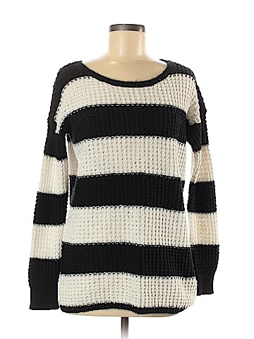 American Eagle Outfitters Pullover Sweater (view 1)