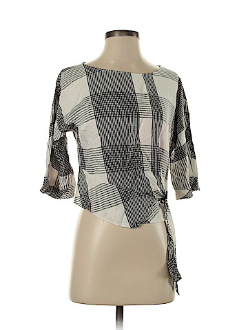 Vince Camuto 3/4 Sleeve Blouse (view 1)