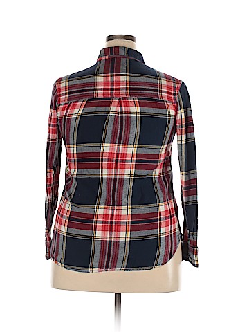 Mossimo Supply Co. Long Sleeve Button-Down Shirt (view 2)