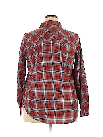 Universal Thread Long Sleeve Button-Down Shirt (view 2)