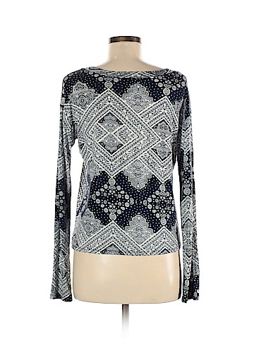 rue21 Long Sleeve Top (view 2)