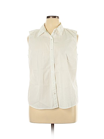 Liz Claiborne Sleeveless Button-Down Shirt (view 1)