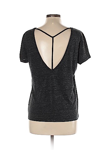 Victoria's Secret Short Sleeve T-Shirt (view 2)