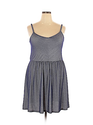 Universal Thread Casual Dress (view 1)