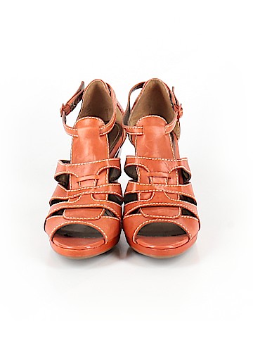 Kenneth Cole REACTION Heels (view 2)