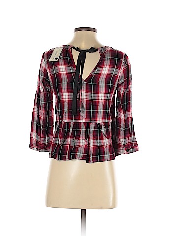 Living Doll 3/4 Sleeve Top (view 2)