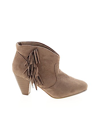 Diva Lounge Ankle Boots (view 1)