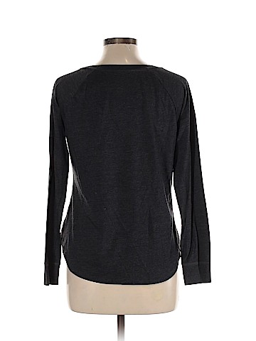 American Eagle Outfitters Long Sleeve T-Shirt (view 2)