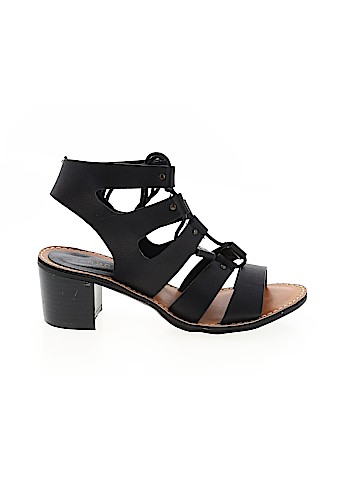 Bamboo Sandals (view 1)