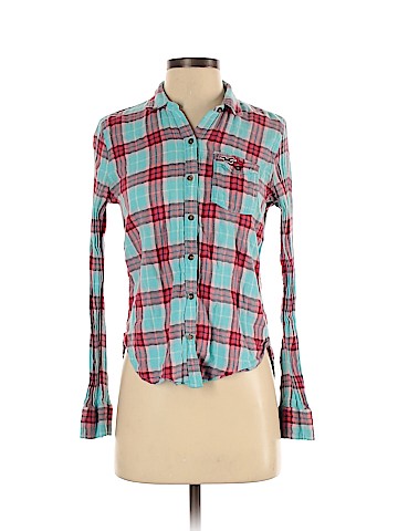 Hollister Long Sleeve Button-Down Shirt (view 1)
