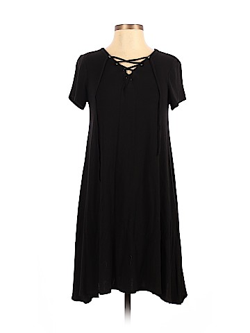 Old Navy Casual Dress (view 1)