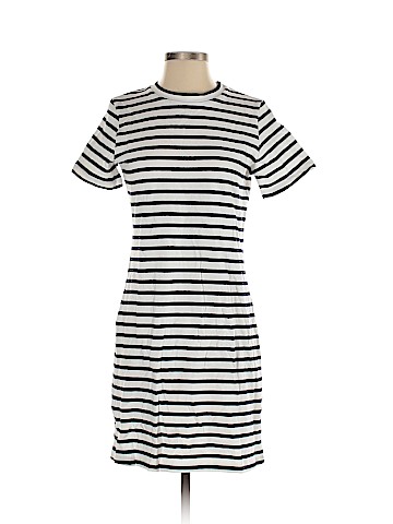 Amour Vert Casual Dress (view 1)