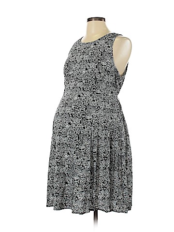 Old Navy Casual Dress (view 1)