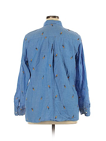 Old Navy Long Sleeve Button-Down Shirt (view 2)