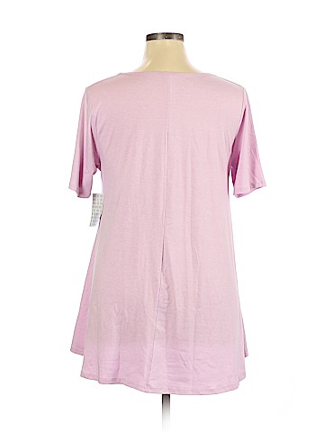 Lularoe Short Sleeve T-Shirt (view 2)