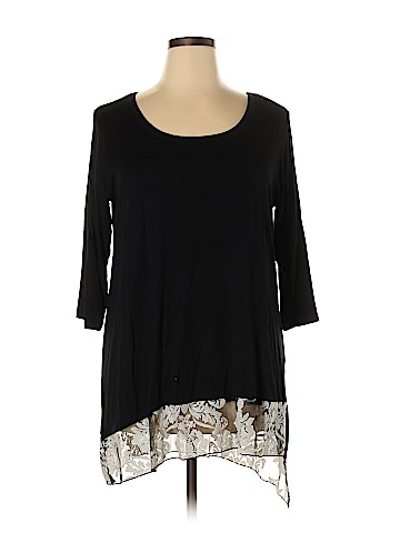 Karen Kane 3/4 Sleeve Top (view 1)