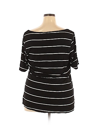 Torrid Short Sleeve T-Shirt (view 2)