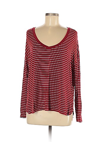 American Eagle Outfitters Long Sleeve T-Shirt (view 1)