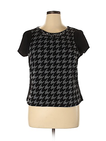 Worthington Short Sleeve Top (view 1)