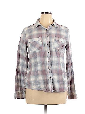 Maurices Long Sleeve Button-Down Shirt (view 1)
