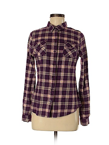 Mossimo Supply Co. Long Sleeve Button-Down Shirt (view 1)