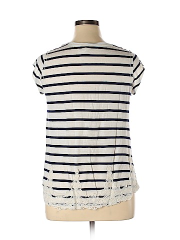 Xhilaration Short Sleeve Top (view 2)