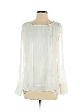 White House Black Market Size 2