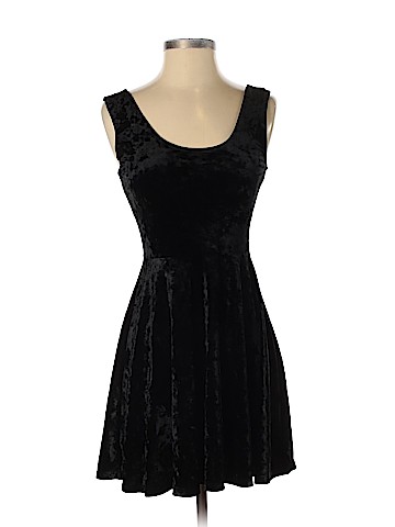 Forever 21 Casual Dress (view 1)